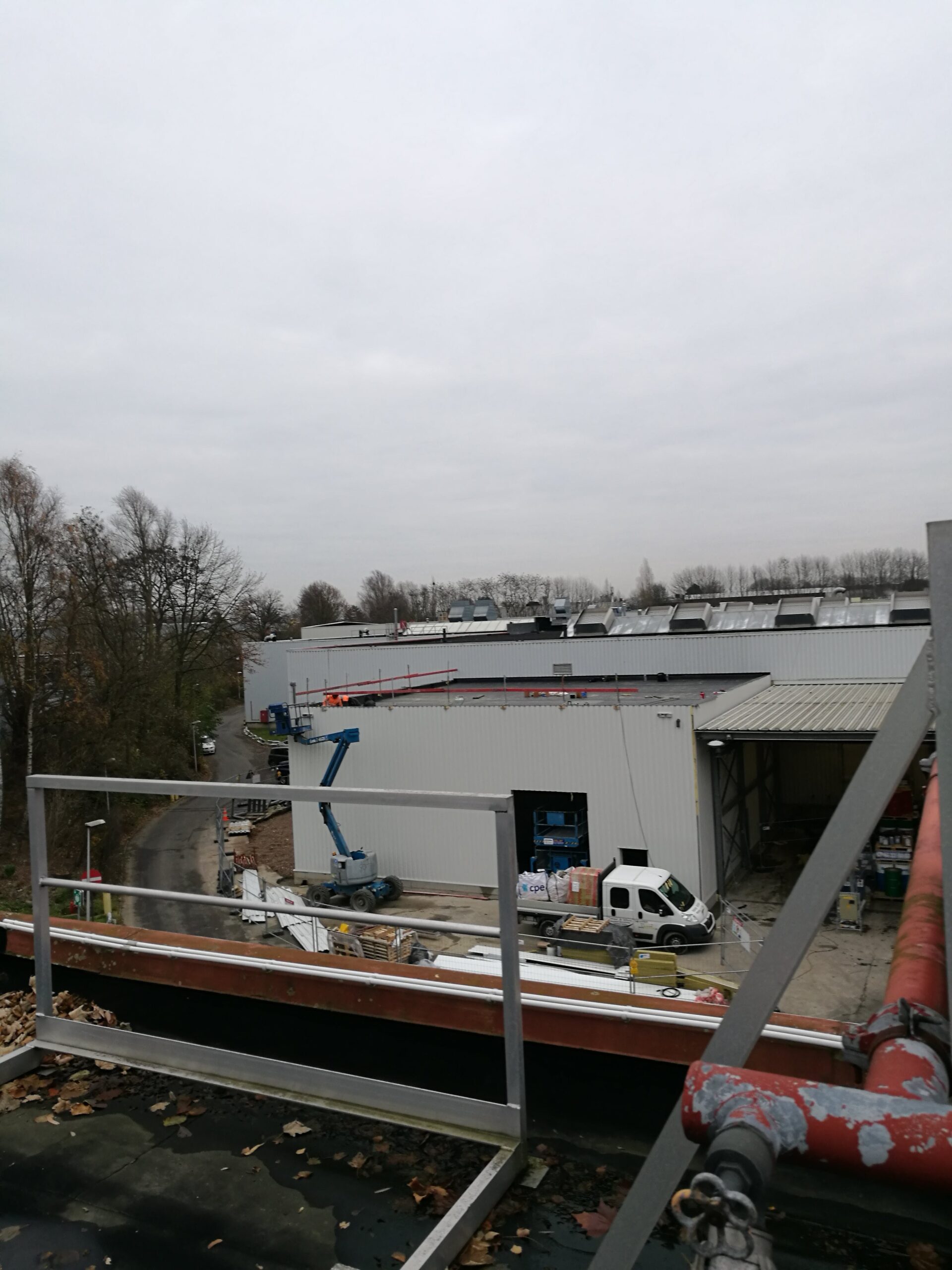 Industrieel project van bovenaf gezien, een typisch werkterrein voor Wetruplan